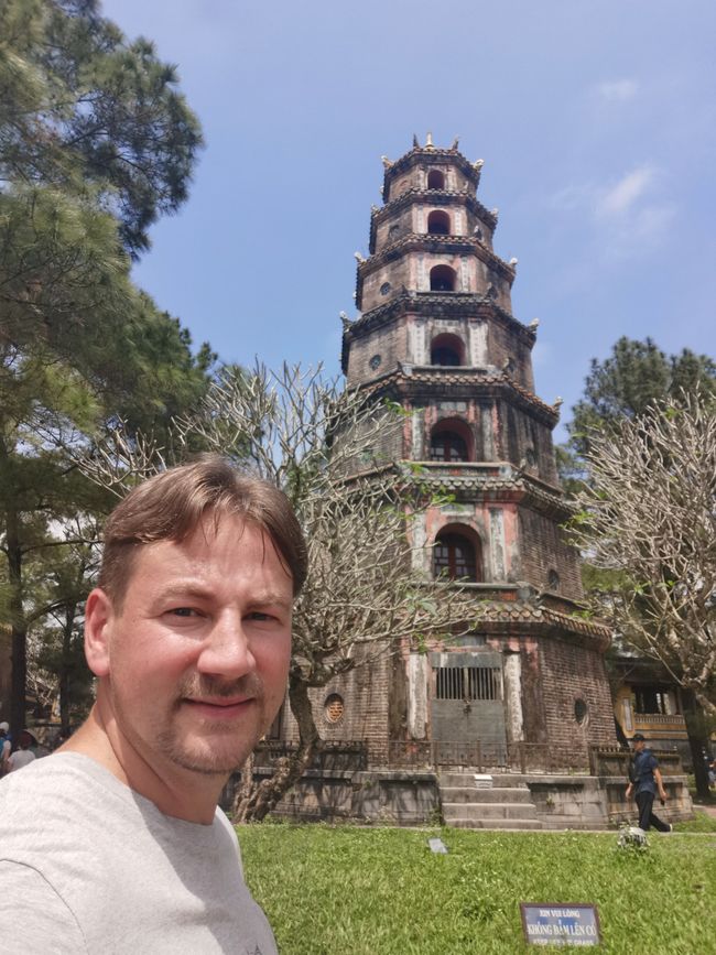 Recorrido por la antigua ciudad imperial de Hue