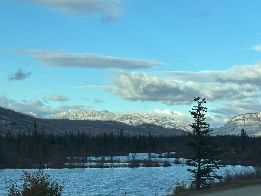 Tag 12 - 🏔️ Wasserfälle, Wetterkapriolen & Wellness – ein (fast) perfekter Tag in Jasper