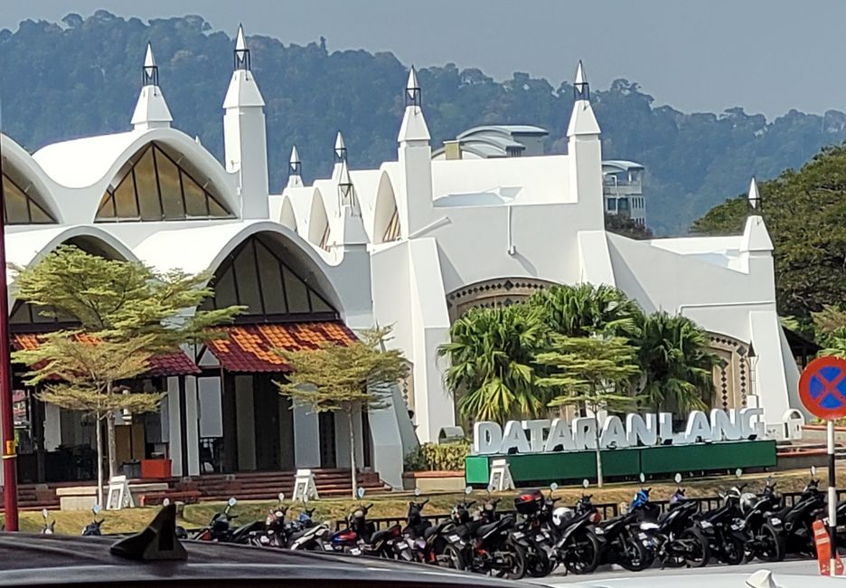 Jour 119 sur 175 : Croisière autour du monde - Langkawi/Malaisie