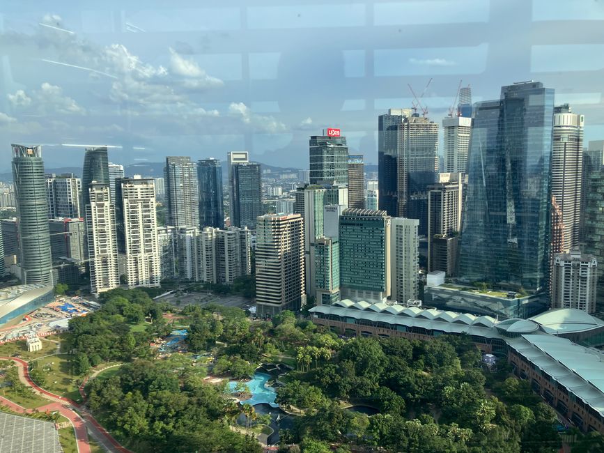 Kuala Lumpur: Fremad, opad - koste hvad det vil