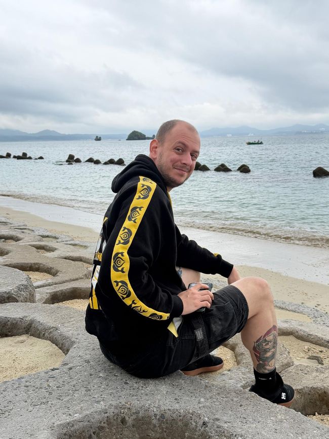 Okinawa Nuchi du takara (Life is the very thing we treasure)