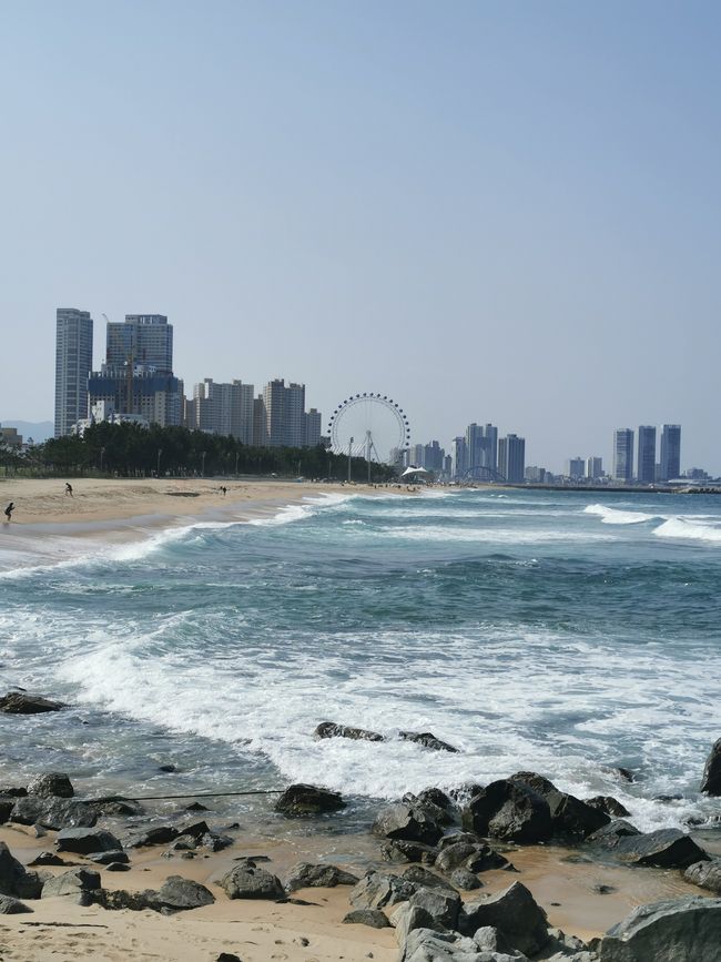 View of the skyline of Sokcho 