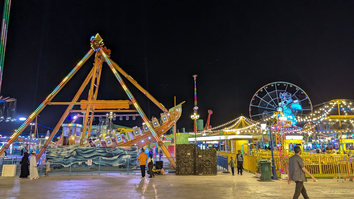 Tag 6 (2024) Drei Kirchen, Saadiyat Beach Club & Global Village