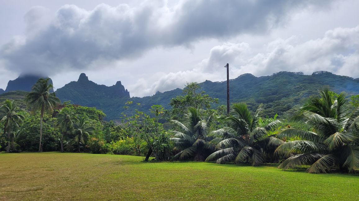 Mo’orea – impresionantes cumbres montañosas nos reciben