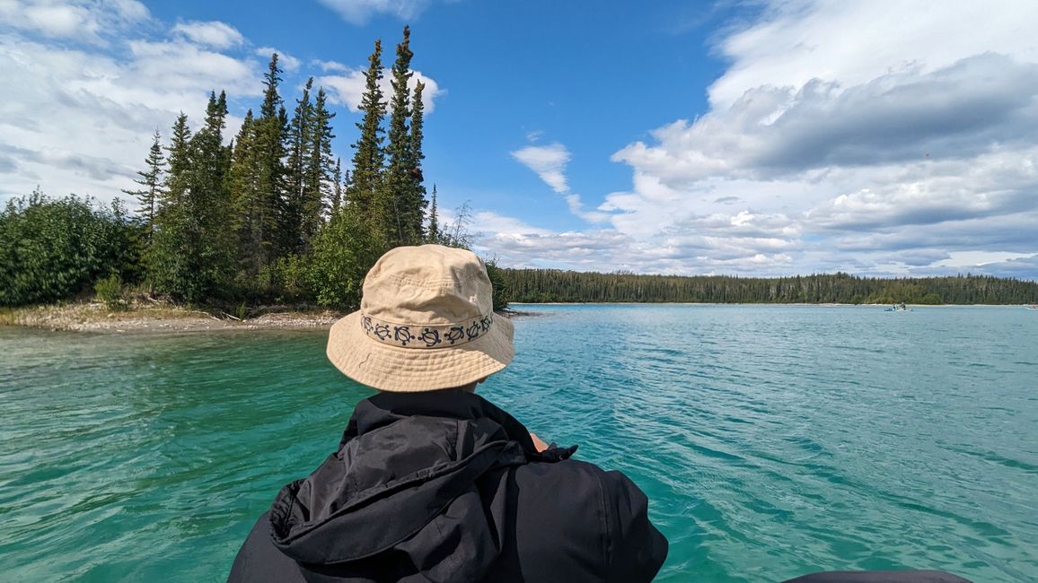 Canoe room Boya Lake