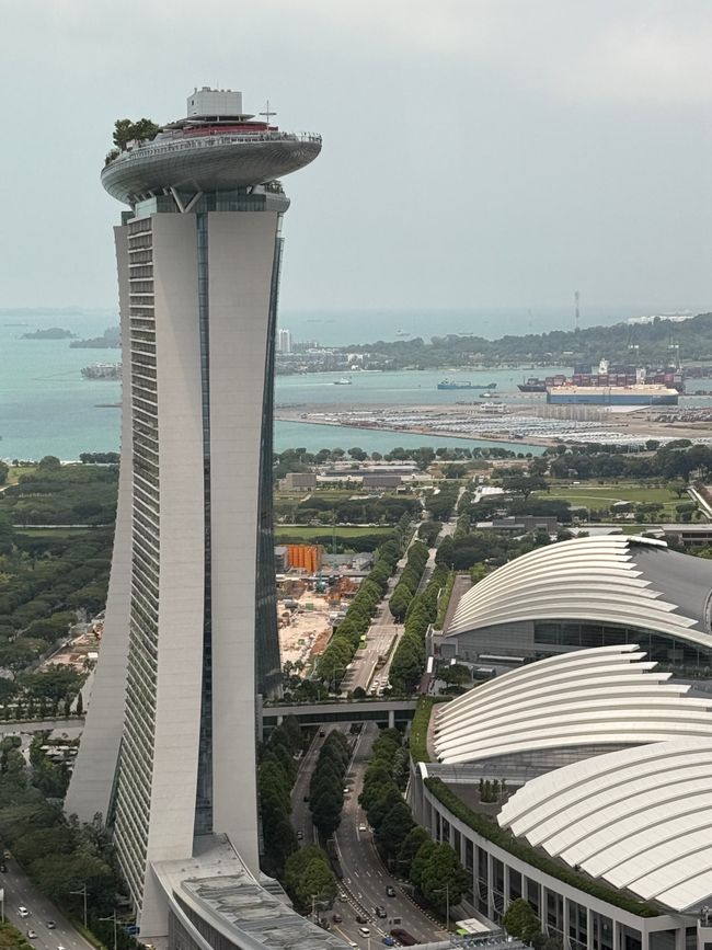Fast auf Augenhöhe mit Marina Bay Sands