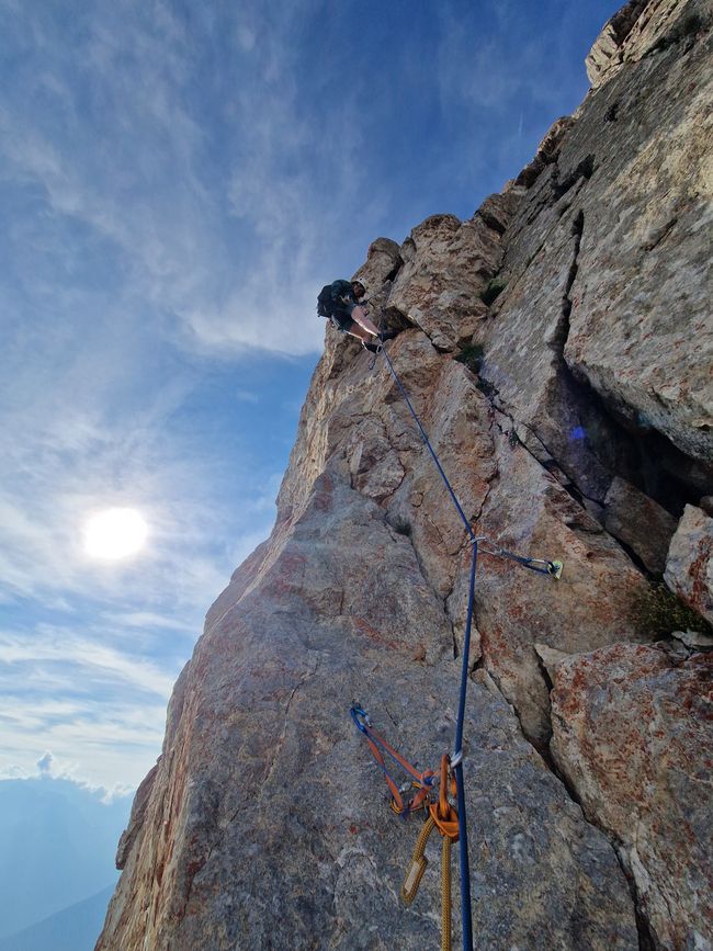 Pierre Avoi: Chronik eines entscheidenden Aufstiegs. Alpiner Bericht.