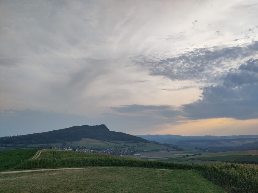 ...nach dem Gewitter: Hohenstoffeln im Abendlicht
