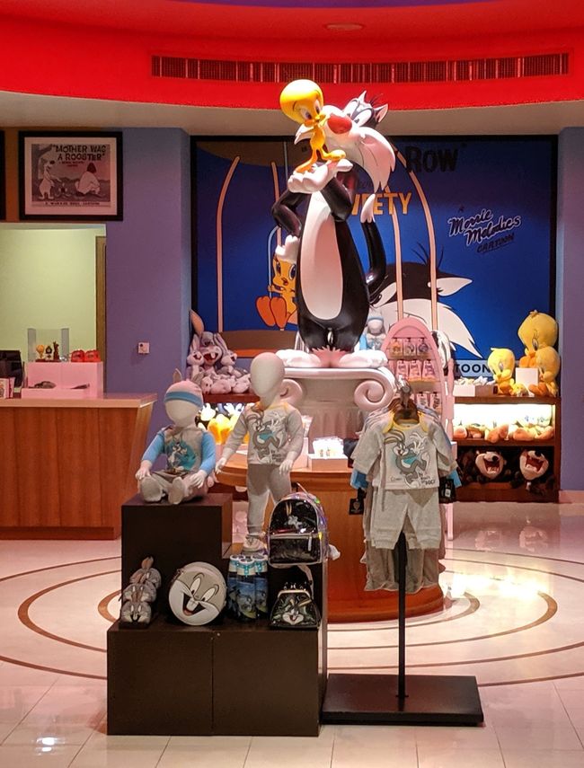 第4集(2019年)华纳兄弟世界中的动作