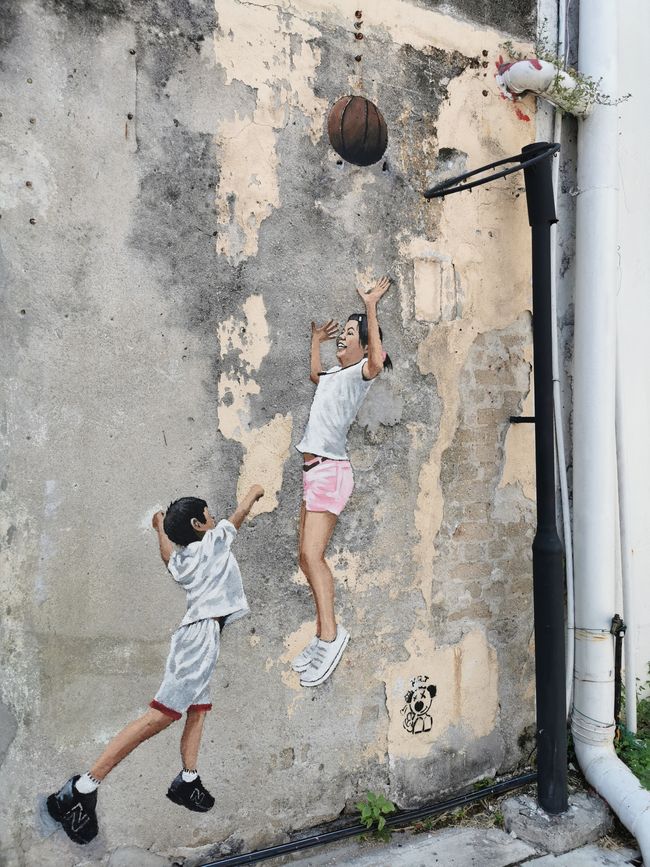 ... il canestro da basket è anch'esso vero...