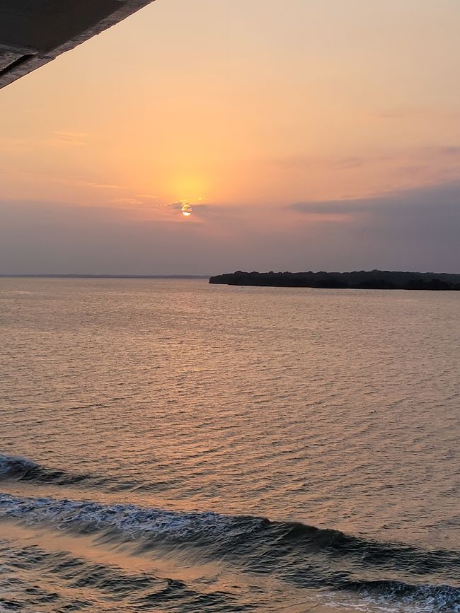 Giorno 46 e 47 di 175: Guayaquil/Ecuador e giorno di navigazione