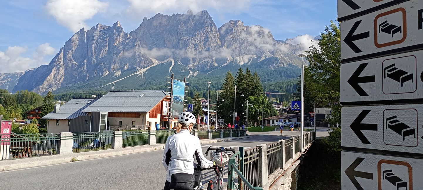 Abfahrt mit Blick auf Monte Cristallo