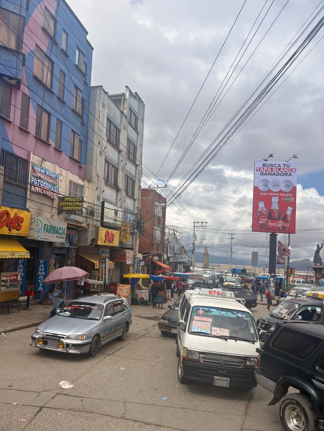 Zur Begrüßung Verkehrschaos in El Alto...