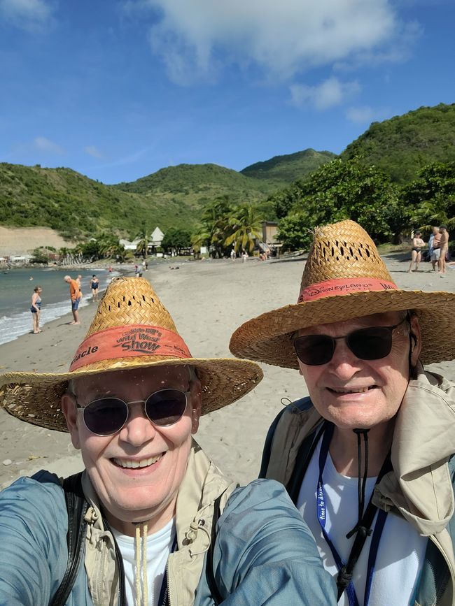 Tag 23 von 175: Kreuzfahrt rund um die Welt - Little Bay/Montserrat