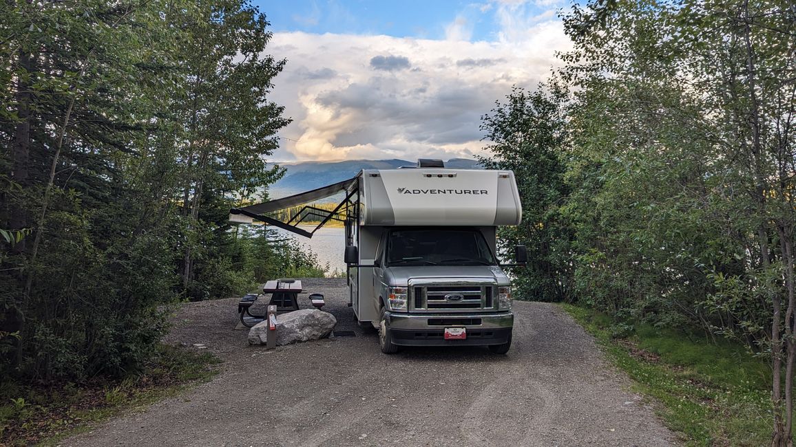 Day 18: Kinaskan Lake to Boya Lake: Adventure on the Stewart-Cassiar Hwy