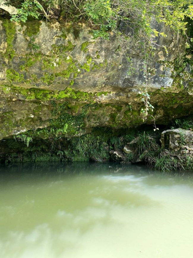Tropfsteinhöhlenbesichtigung in Georgien - Prometheus Cave