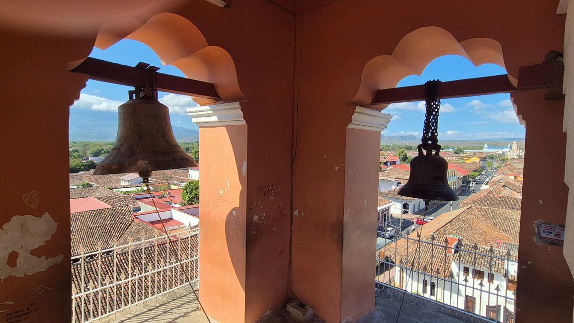Vista hacia el volcán Mombacho