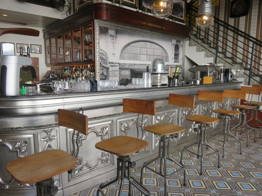 Old Bar in the Old Town