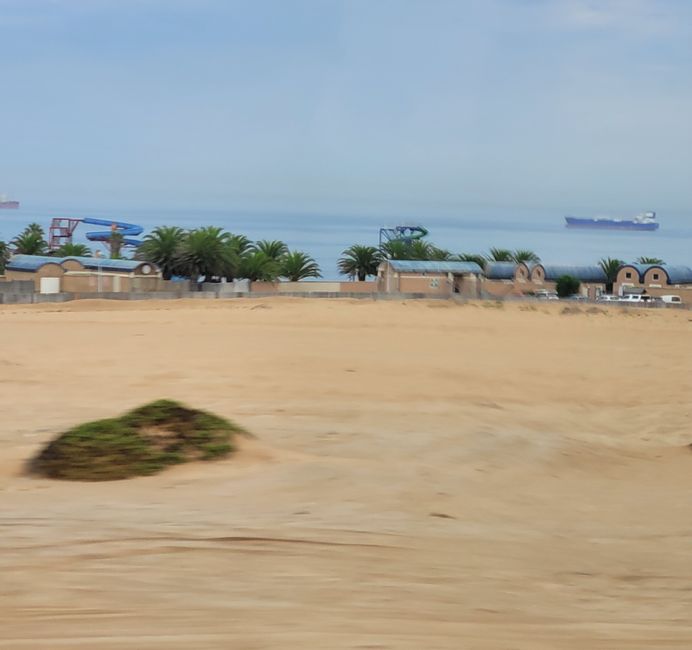 Jour 146 et 147/148 sur 175 : Croisière autour du monde : Walvis Bay/Namibie et deux jours en mer