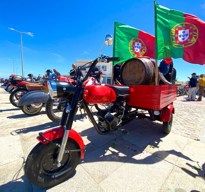 Big moped gathering in Torreira at the beach, here the supply vehicle