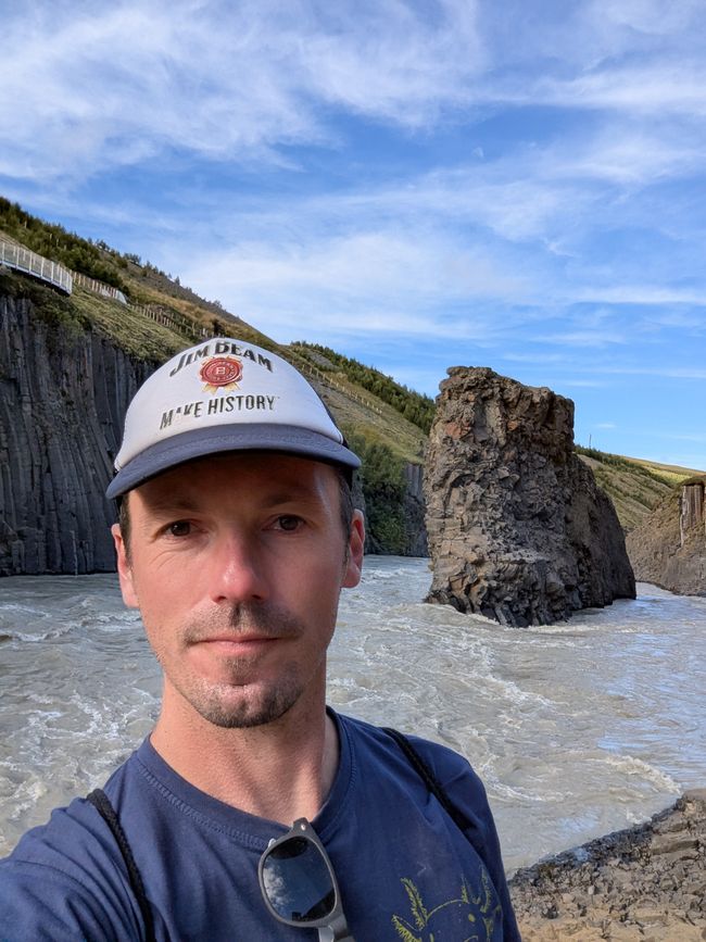 Un café à l'angle du monde (En route dans le désert volcanique)