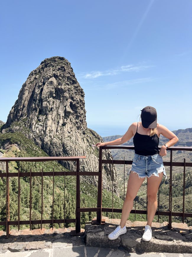 Posing am Mirador de los Roques