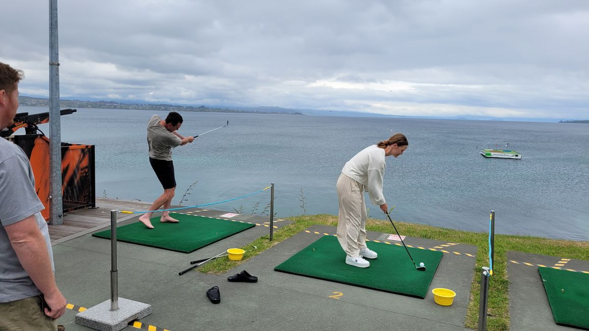 Golfing on Lake Taupo? – Yes, that's possible!