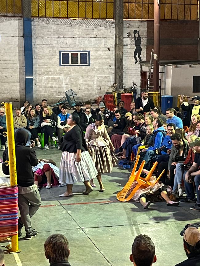 Cholitas Wrestling 