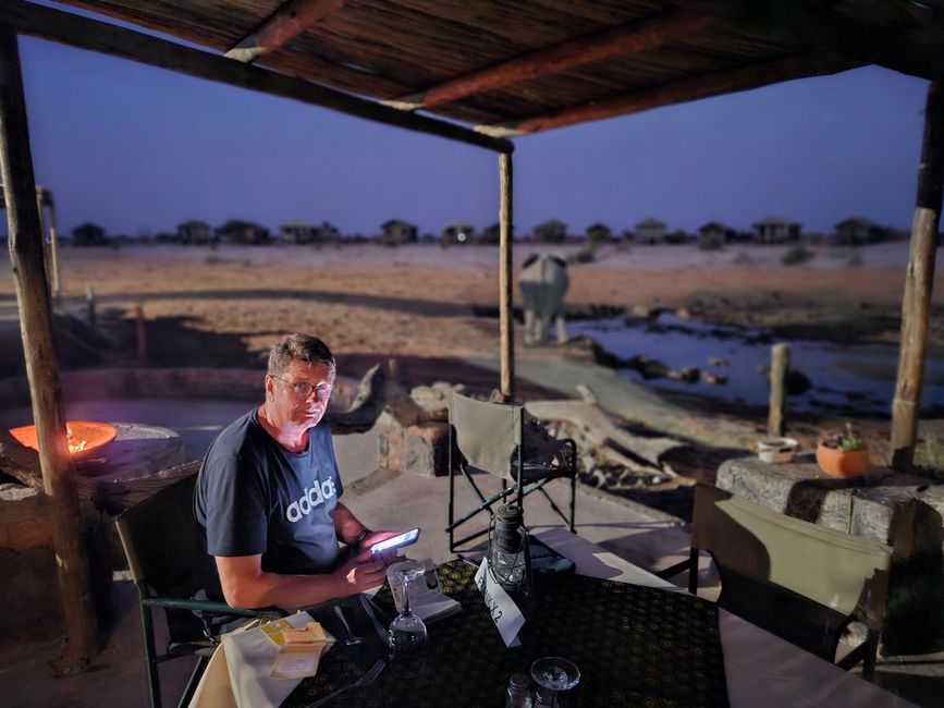 Elephant Sands: Stop-over on the way to the Okavango Delta