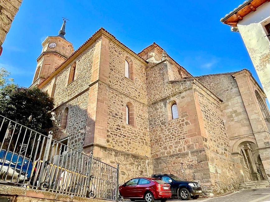 The Iglesia de San Simón y San Judas would adorn any major city in Germany.
