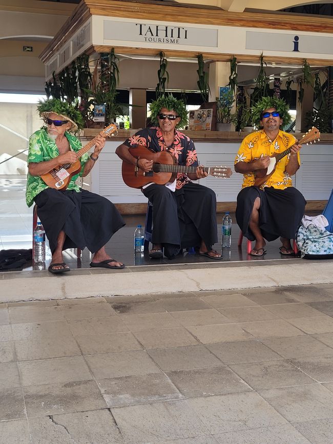 Jour 68 sur 175 : Croisière autour du monde - Raiatea/Polynésie française - Changement d'itinéraire