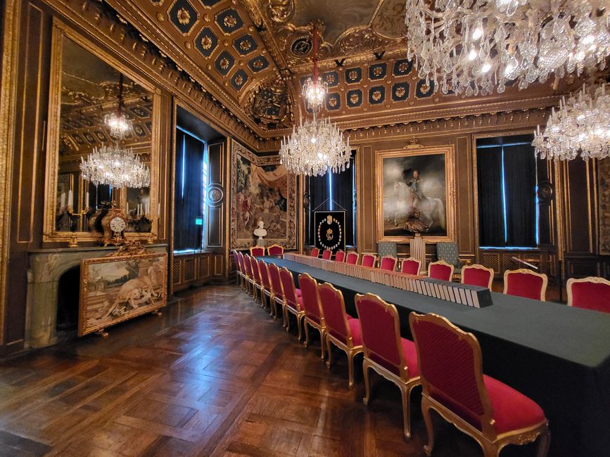 Dentro il palazzo