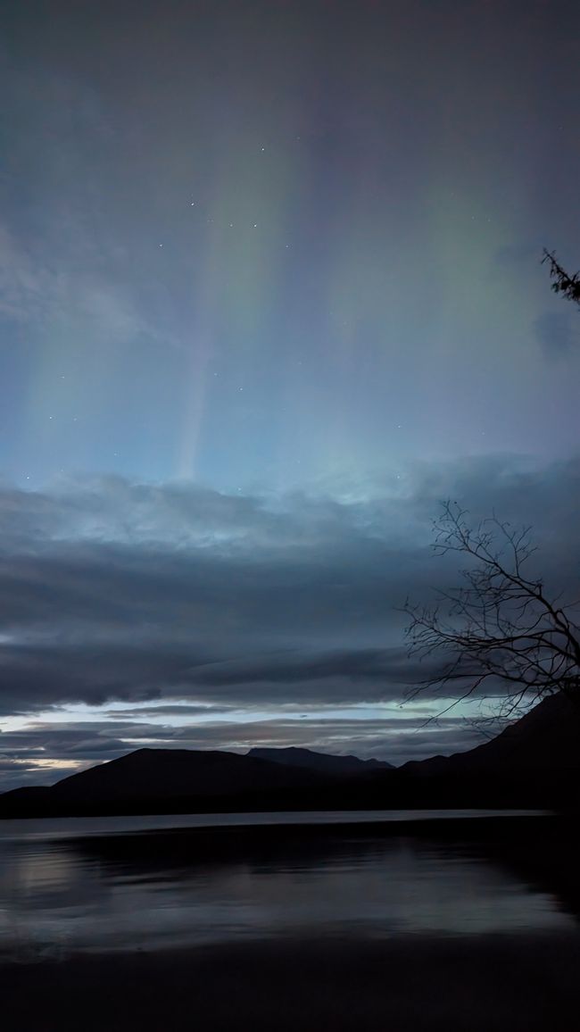 Polarlichter um Mitternacht - schwach erkennbar