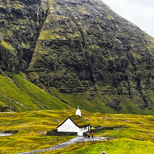 Despedida de Islandia - Llegada a las Islas Feroe