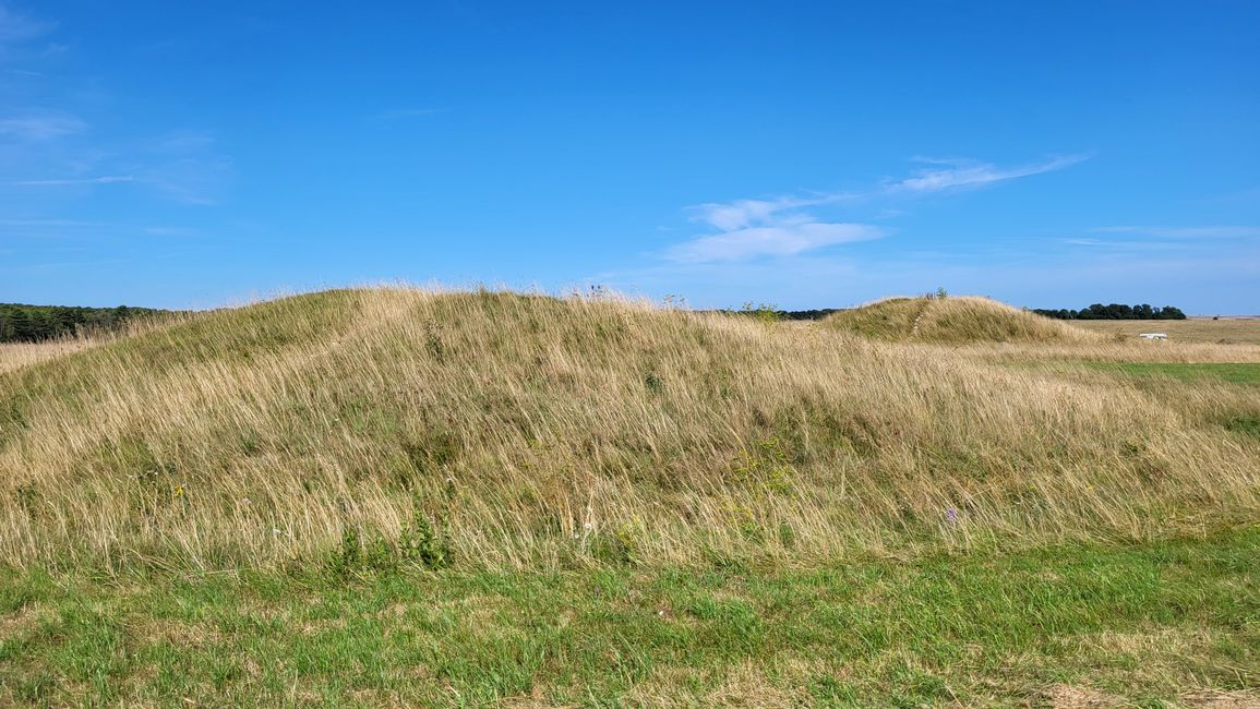 Barrows near Stonehenge 