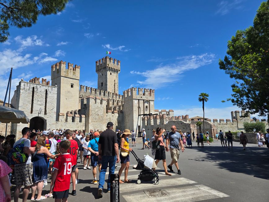 Sightseeing in Sirmione