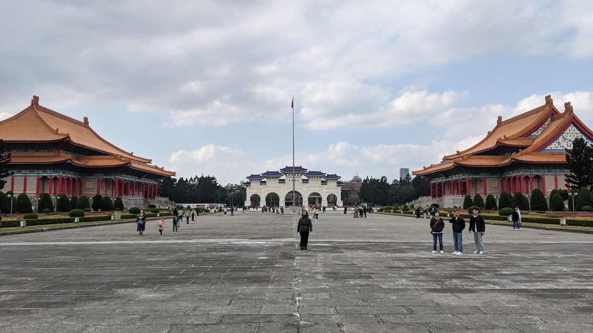 Taipéi / Salón Conmemorativo de Chiang Kai-shek / Plaza de la Paz