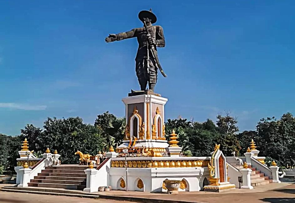 Statua del re Anouvong