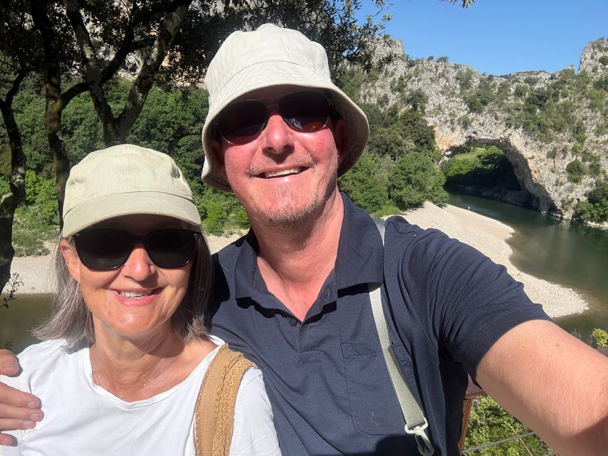 Camping Rives d'Arc