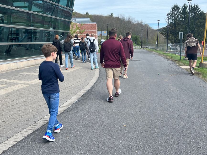 Donnerstag: SUNY Delhi College, Golfspielen und Besuch bei Terry