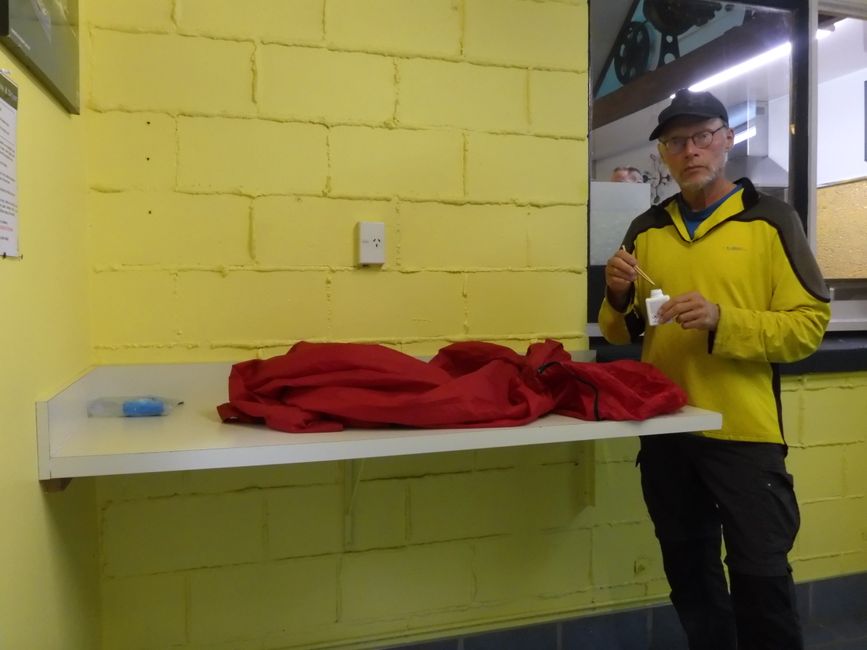 Le poncho reçoit un traitement d'étanchéité