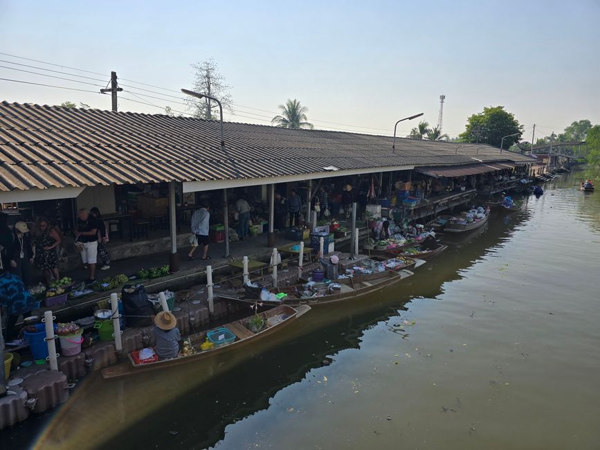Amphawa!