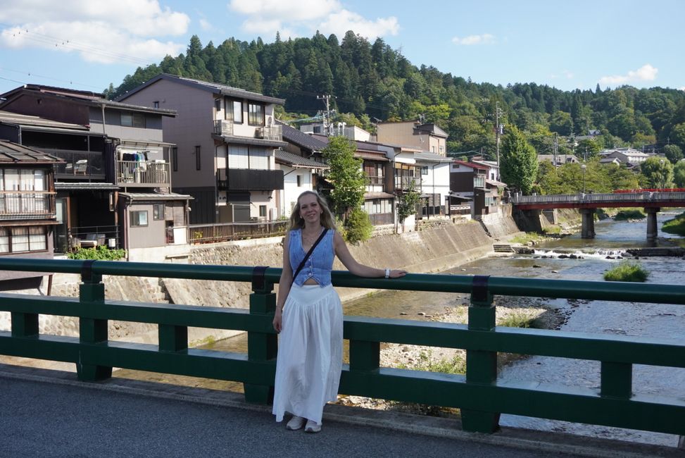 Rindfleisch und Sake in Takayama