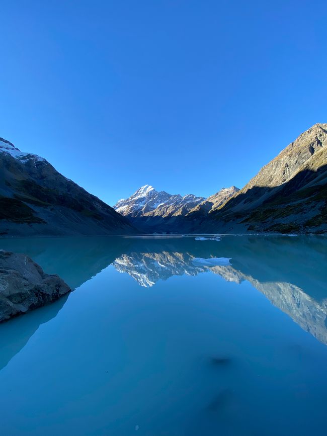 Hooker Lake mit Mount Cook Gletscher