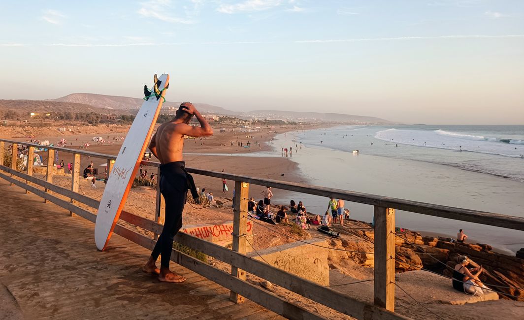 Surfen. Haut. Selbstbewusstsein.