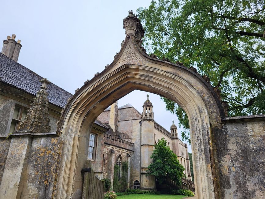 Lacock Abbey