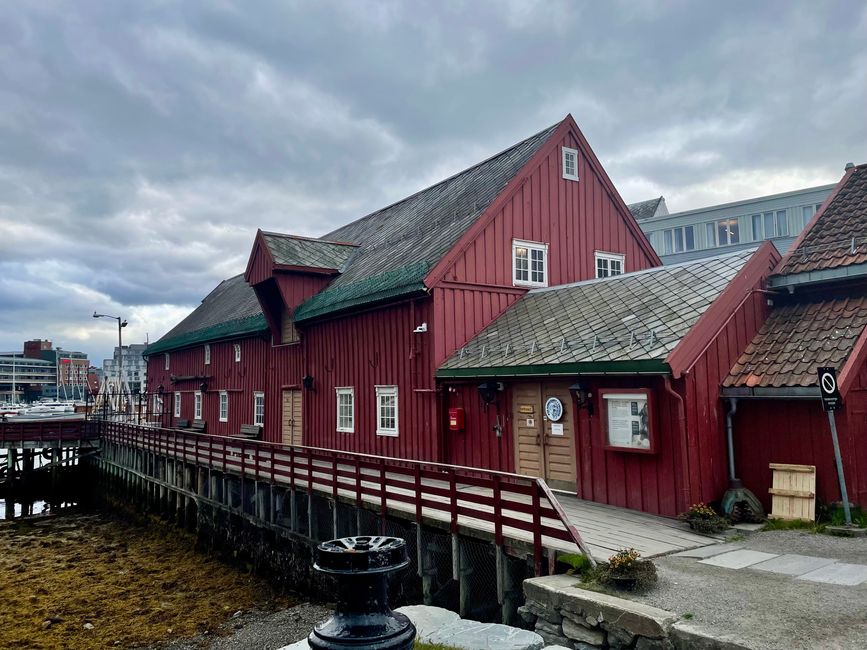 Das zweit älteste Haus in Tromso (Polarmuseum)