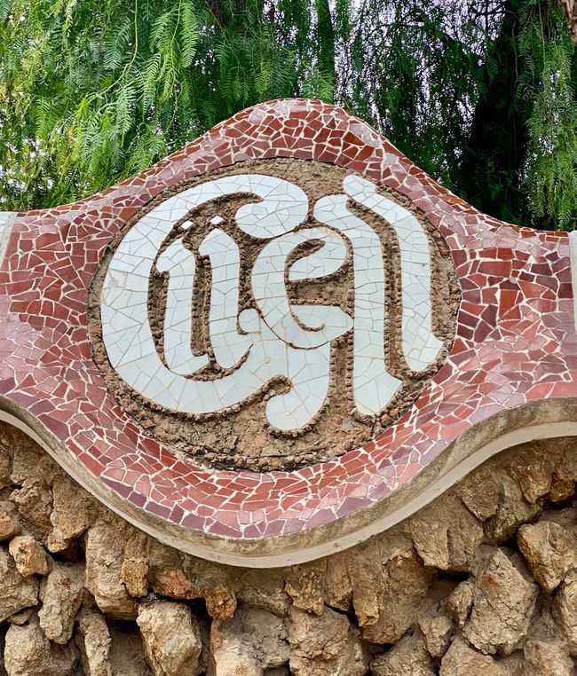 Güell! (natürlich auch von Gaudi gestaltet)