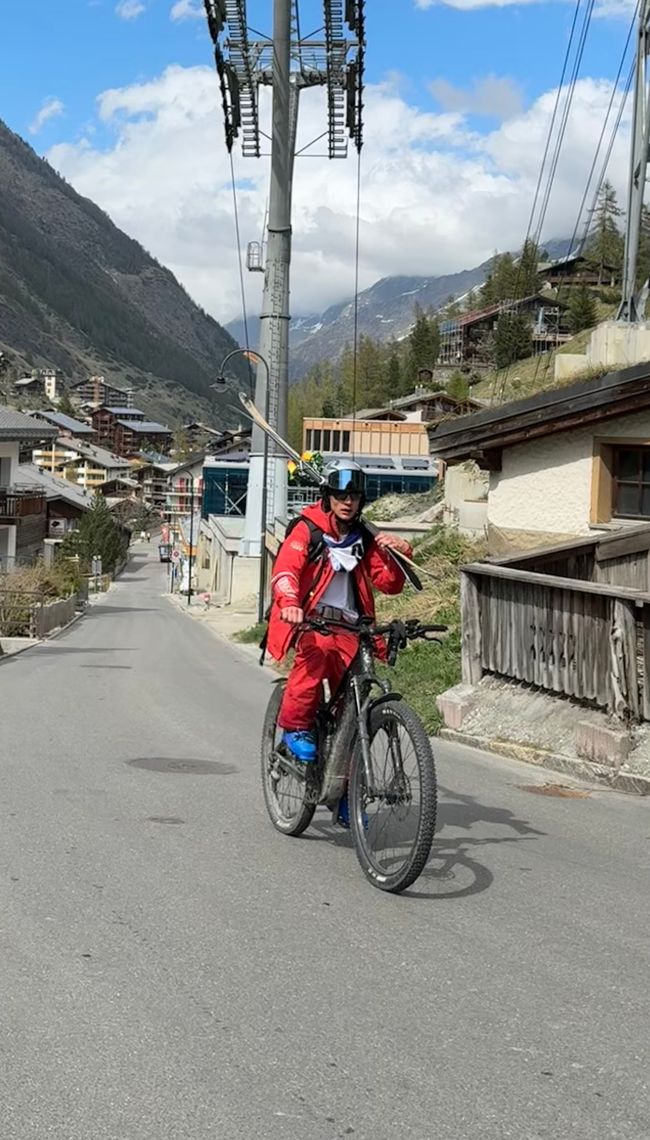 So fährt man zum Schifahren in Zermatt