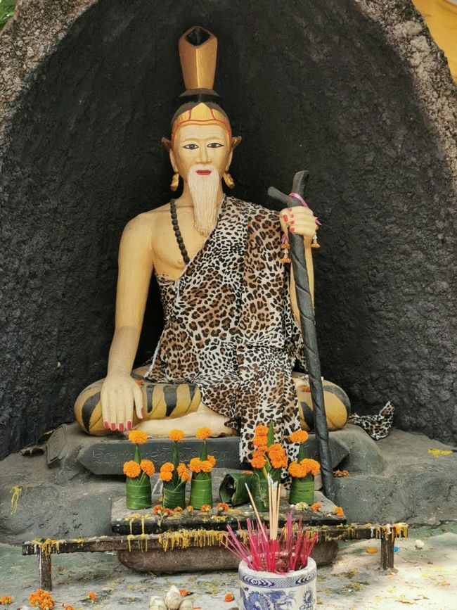 Vientiane - 1.5 days on a temple and museum tour